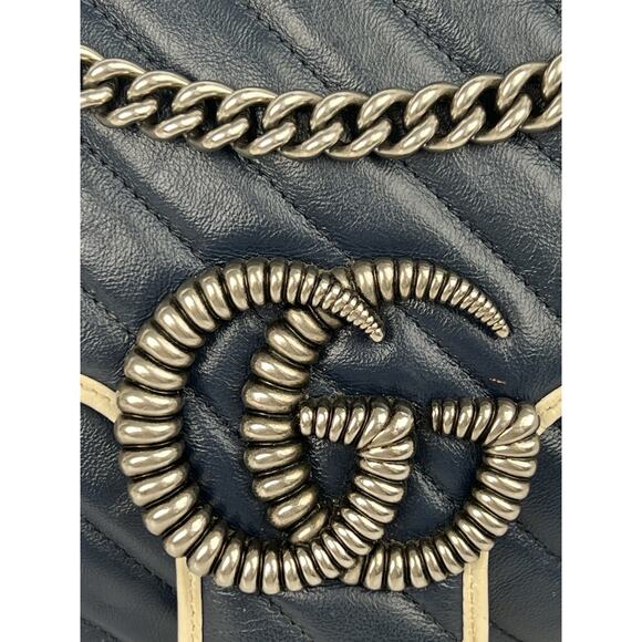 GUCCI Vintage Effect Calfskin Matelasse Medium Torchon Marmont Shoulder Bag - Picture 6 of 16